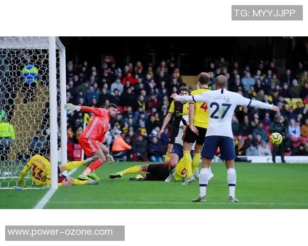 皇马与热刺对决裁判表现分析及争议判罚回顾