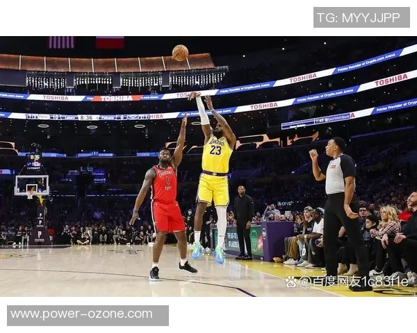 热火与湖人激战正酣比分直播全程跟踪精彩瞬间不容错过 热火与湖人激战正酣比分直播全程跟踪精彩瞬间不容错过